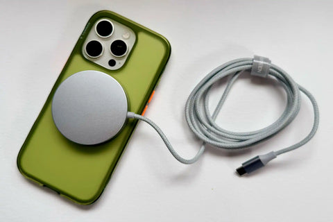 Apple MagSafe Wireless Charger-Magnetic Fast